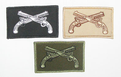 Pistoleros (скрещенные пистолеты), AA001 - Pistoleros (скрещенные пистолеты), варианты цветовых решений